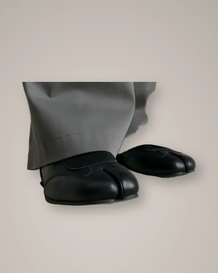 Thin-Sole Tabi Trainer, Waxed Leather by 6CRAYON